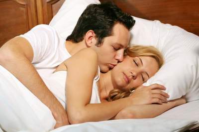 В США доказали влияние времени сна на качество сексуальной жизни